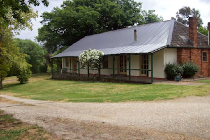Allans Flat VIC Accommodation NSW