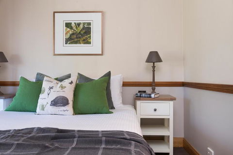 Windsors Edge Cottage Pokolbin - Accommodation NSW 2