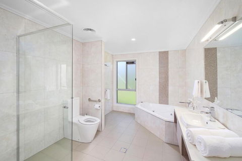 Ironbark Villa 4 - Accommodation NSW 1