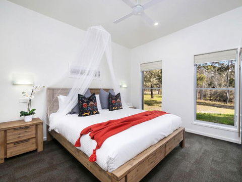 Ironbark Villa 4 - Accommodation NSW 3