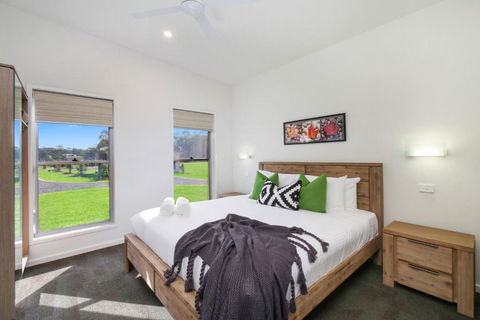 Ironbark Villa 6 - Accommodation NSW 2