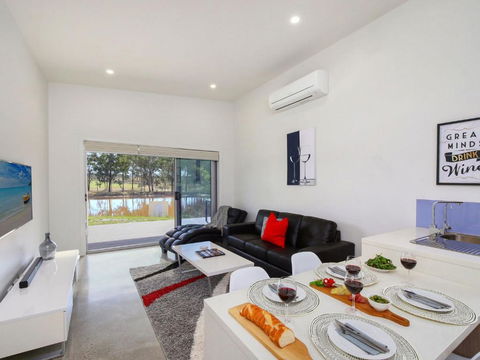 Ironbark Villa 6 - Accommodation NSW 4