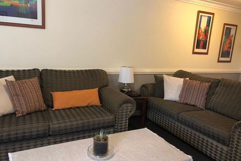 Caulta Apartments - Accommodation NSW 3