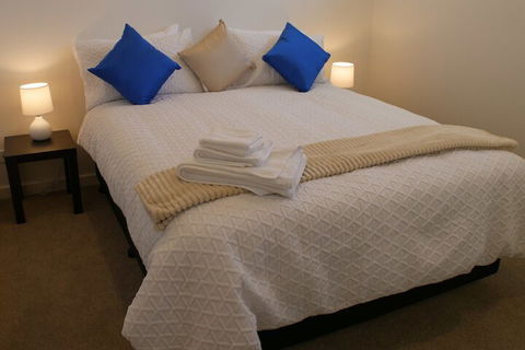 Maison Executive - Accommodation NSW 7