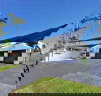 Mermaid Island Beach House - Accommodation NSW