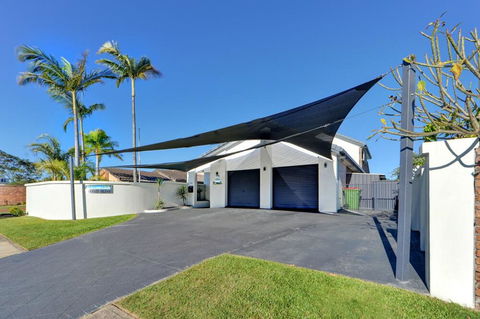 Mermaid Island Beach House - Accommodation NSW 0