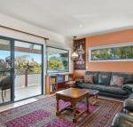 Black Dolphin Beach Penthouse - Accommodation NSW