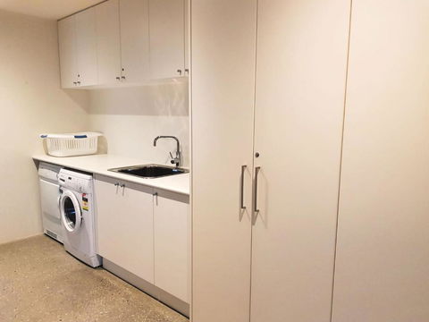 Beach Haven - Accommodation NSW 2