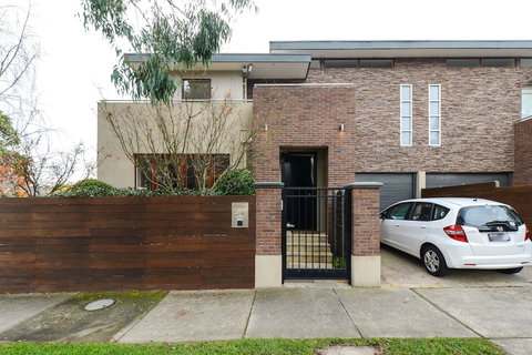 BOUTIQUE STAYS - Maple On Kent - Accommodation NSW 5