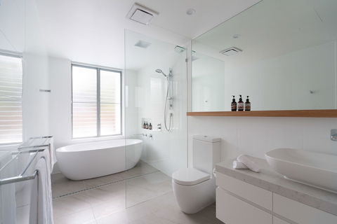 Kaylani Beach Houses - Accommodation NSW 4