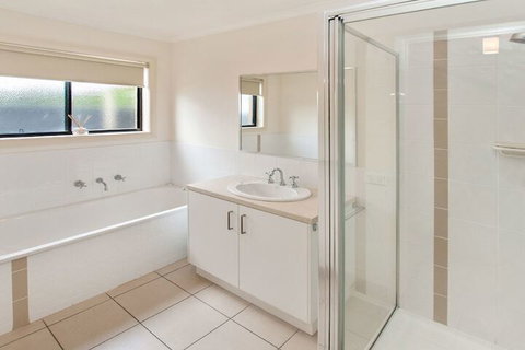 Ulmara 2 - Accommodation NSW 3