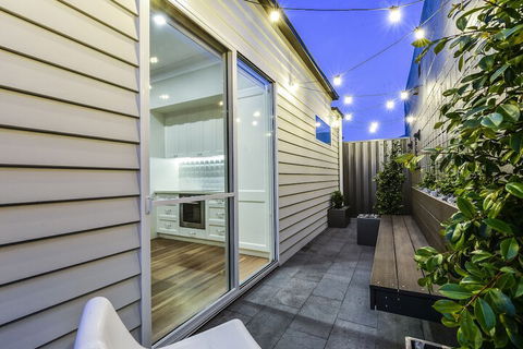 Aloha Luxury Central Apartments - Accommodation NSW 5
