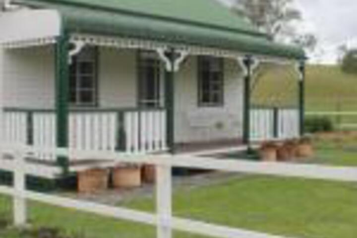 Grevillia ACT Accommodation NSW