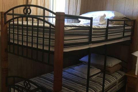 Moana Beach Tourist Park - Accommodation NSW 4