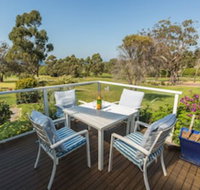 Greens on Pacific Way - Accommodation NSW