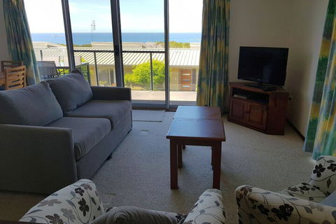 Meltemi Unit 4 Tura Beach - Accommodation NSW 4