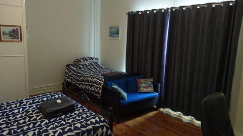 Ned's Studio Apartment - Accommodation NSW 3
