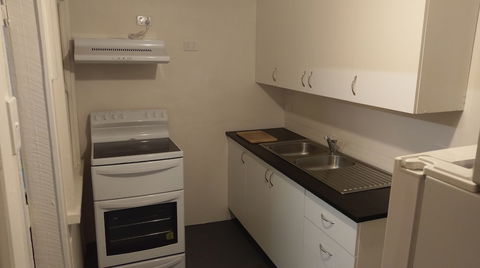 Ned's Studio Apartment - Accommodation NSW 4