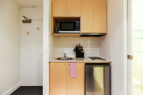WILLOW, Carlton Studio Apartment - Accommodation NSW 3