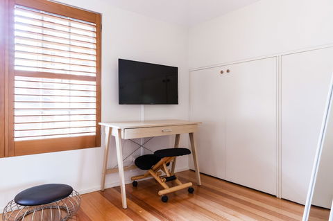 VERA, 1BDR South Melbourne Apartment - Accommodation NSW 2