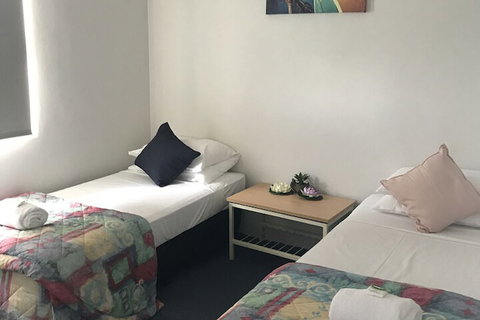 Tin Can Bay Budget Accommodation - Accommodation NSW 5