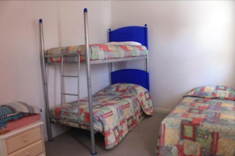 Tin Can Bay Budget Accommodation - Accommodation NSW 7
