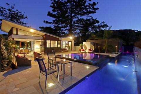 Barefoot At Broken - Accommodation NSW 0