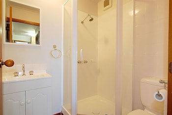 Lawlers 19 - Accommodation NSW 4