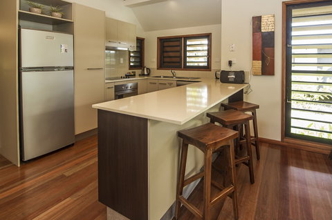 Pure Magnetic Villa 4 - Accommodation NSW 5