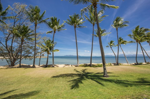 Pure Magnetic Villa 4 - Accommodation NSW 0