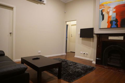 Villa Carlingford - Accommodation NSW 7