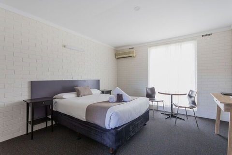 Busselton Motel - Accommodation NSW 4