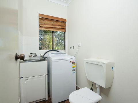 The Dunes Unit 10 / 38 Marine Drive - Accommodation NSW 4