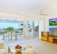 Azura Ocean View Holiday Apartment - Accommodation NSW
