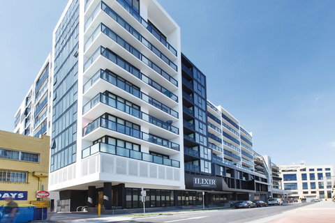 Ilixir Apartments By Ready Set Host - Accommodation NSW 4