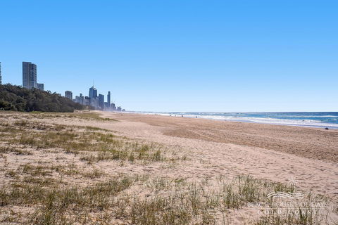 True Beachfront Beach House - Accommodation NSW 4