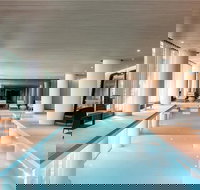 Pride Docklands Waterfront Apartment City View - Accommodation NSW