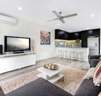Luxury 1 Bedroom home in Broadbeach Waters - Accommodation NSW
