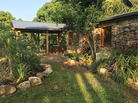 Palm Grove Rainforest Retreat - Accommodation NSW 0