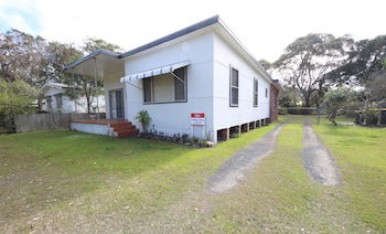 Muller's Cottage At Hat Head - Accommodation NSW 0
