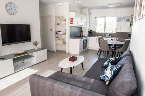 Manly 2 Stay Holiday Apartments - Accommodation NSW 3