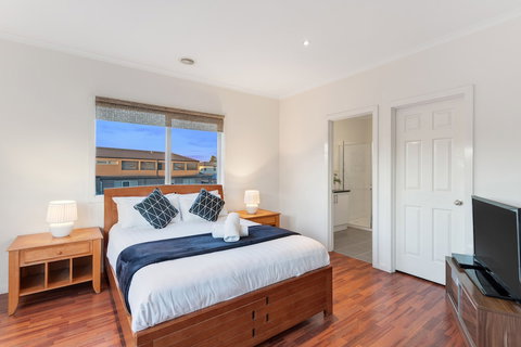 City Condo - Melbourne - Accommodation NSW 2