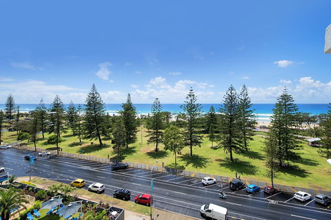 South Pacific Dream Central Broadbeach - Accommodation NSW 3