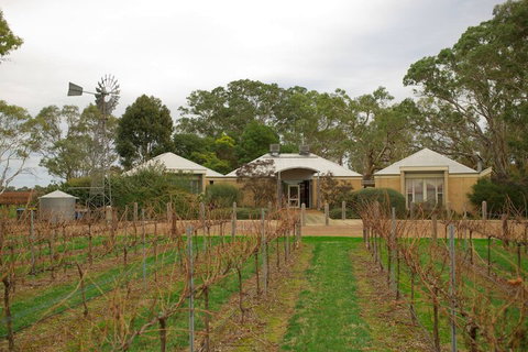 Yalumba Menzies Retreat - Accommodation NSW 3