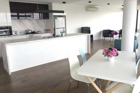 Doncaster Apartment - Accommodation NSW 2