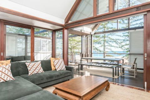 Your Luxury Escape - On The Bay - Accommodation NSW 0