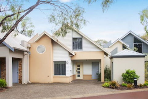 Beach Retreat - Accommodation NSW 0