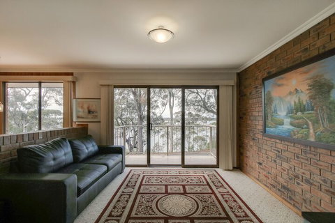 Four Seasons - Accommodation NSW 5