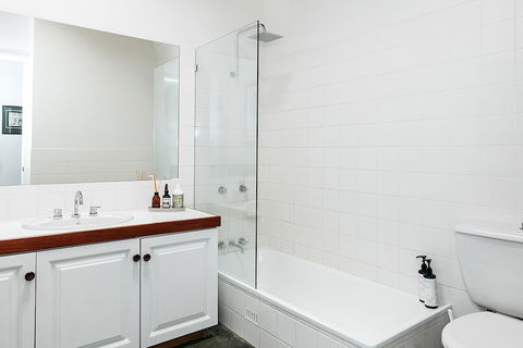 A PERFECT STAY - Cape Breeze - Accommodation NSW 2