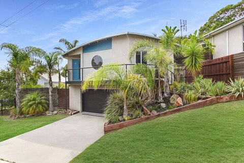 Lake House - Accommodation NSW 2